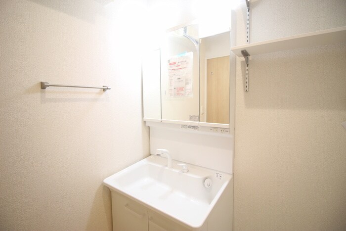 物件内観写真10　(洗面)