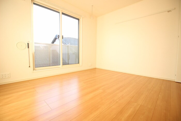 物件内観写真18　(居室)