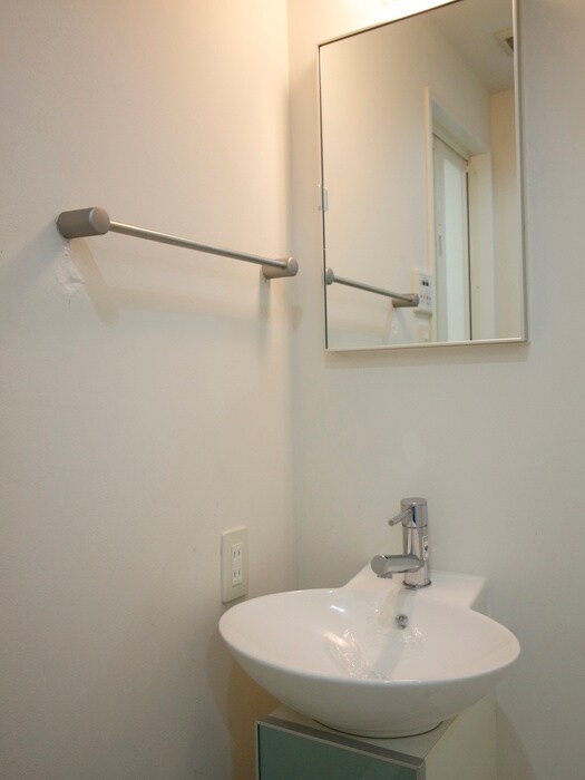 物件内観写真10　(洗面)