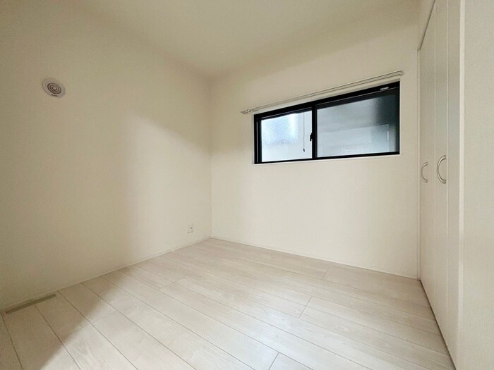 物件内観写真21　(居室)