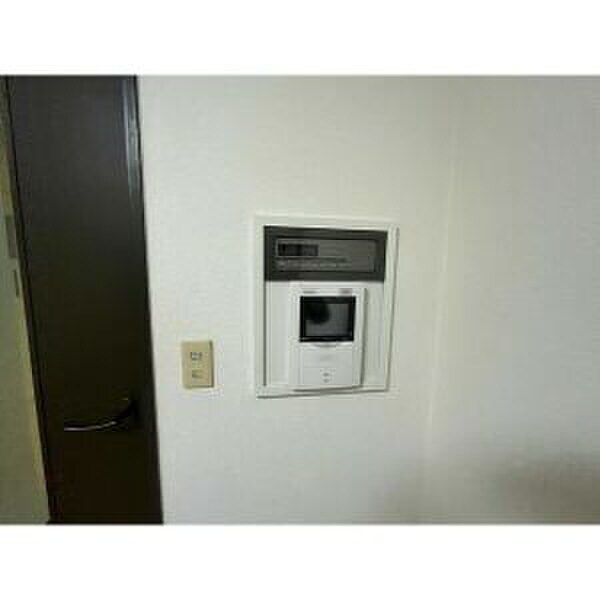 物件内観写真14　(廊下)