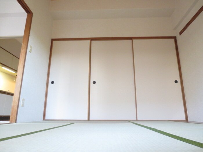 物件内観写真13　(居室)