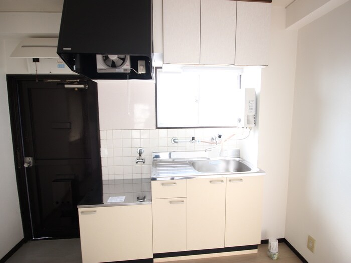 物件内観写真8　(キッチン)