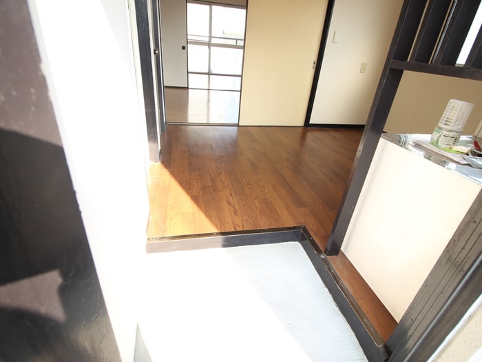 物件内観写真13　(廊下)