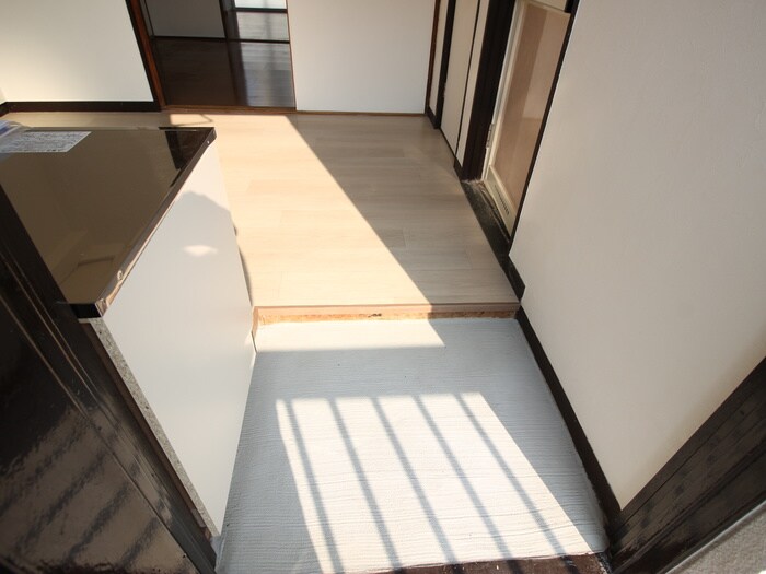 物件内観写真15　(廊下)