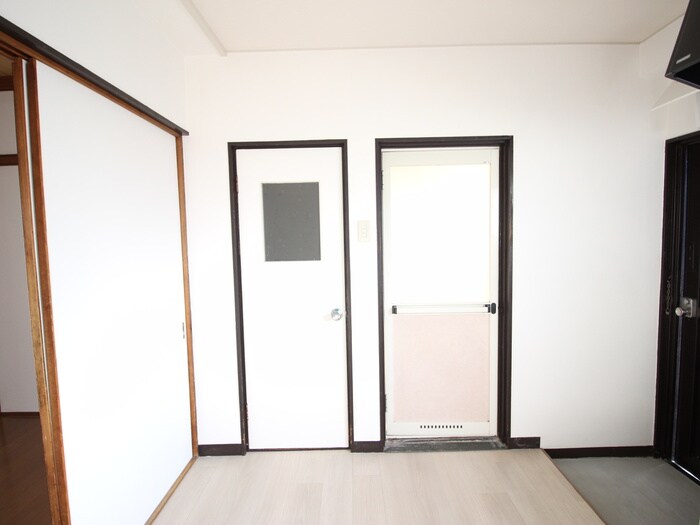 物件内観写真21　(居室)