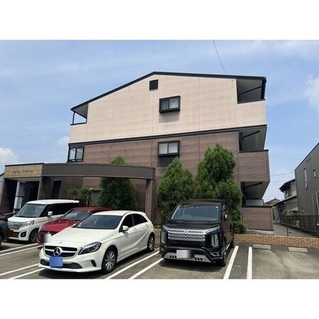 ドゥースファミーユ外観写真