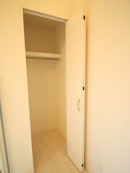 物件内観写真13　(収納)