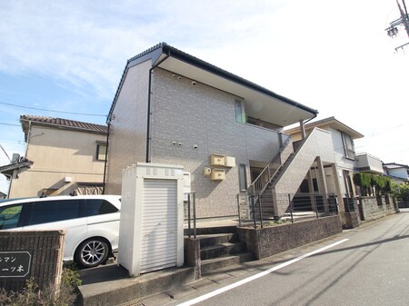 シャルマン一ツ木外観写真
