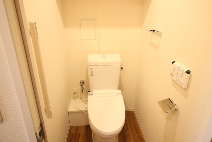 物件内観写真11　(トイレ)