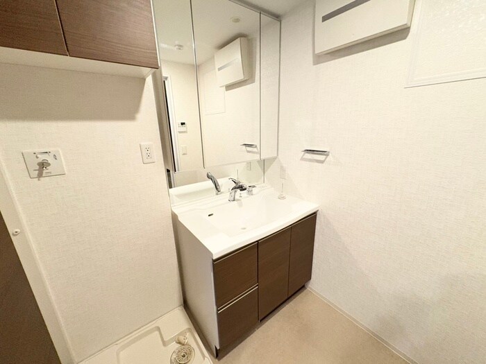 物件内観写真13　(洗面)