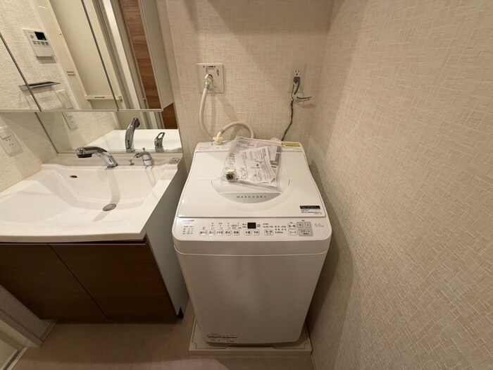 物件内観写真13　(洗濯機置場)