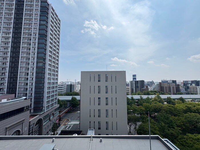 物件内観写真15　(室内からの展望)