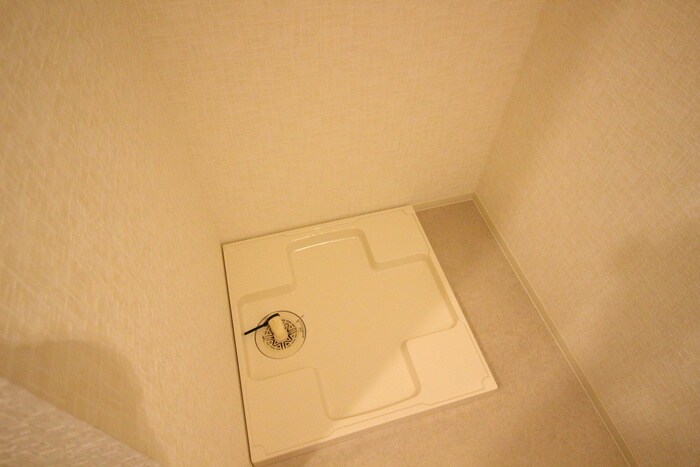 物件内観写真15　(洗濯機置場)