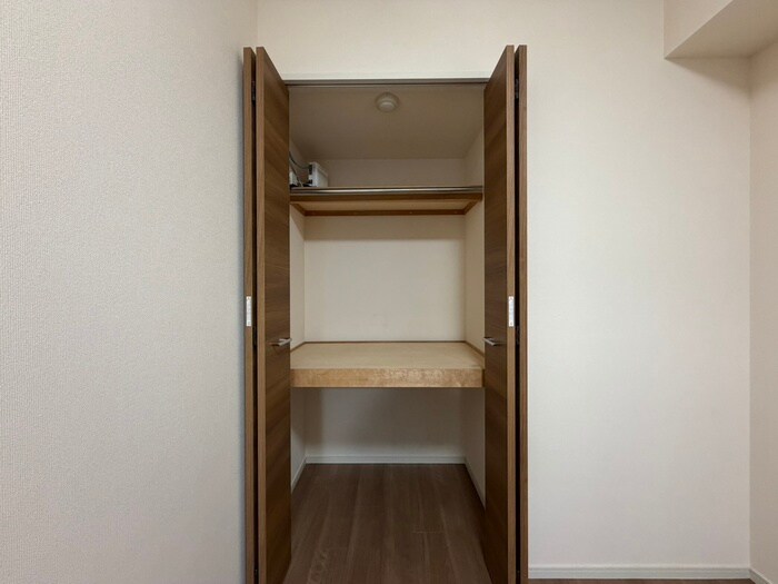 物件内観写真18　(収納)