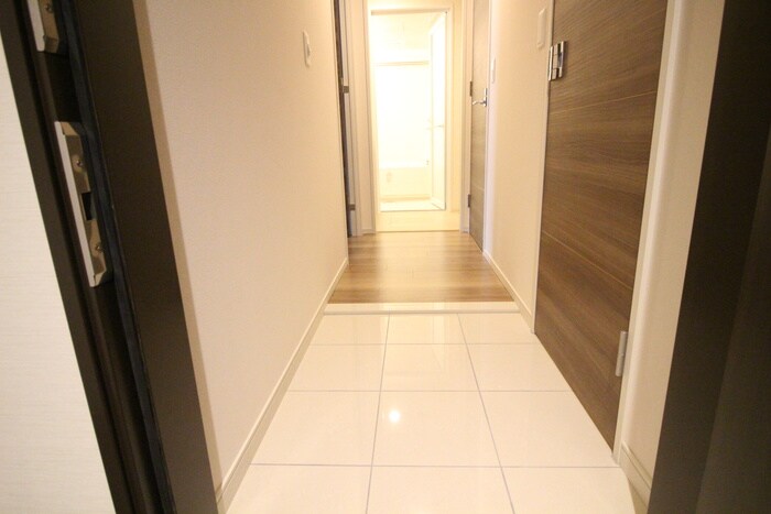 物件内観写真19　(玄関)