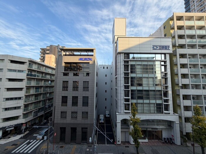 物件内観写真21　(室内からの展望)