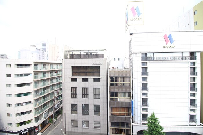 物件内観写真21　(室内からの展望)