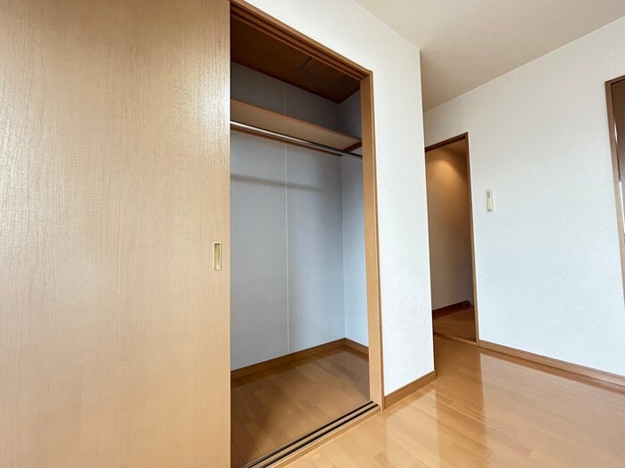 物件内観写真13　(収納)