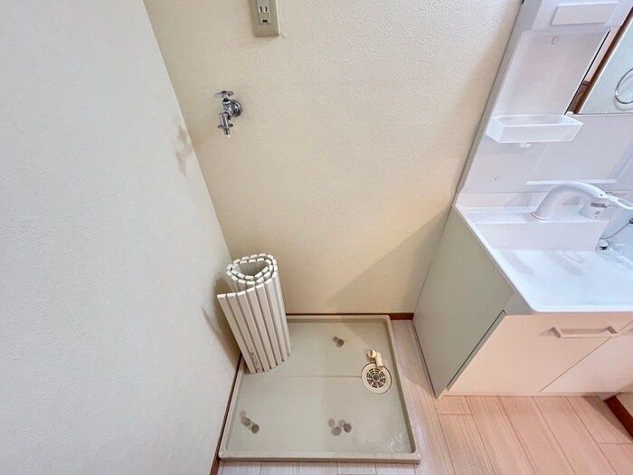 物件内観写真22　(洗濯機置場)