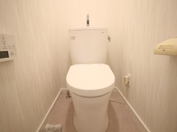 物件内観写真15　(トイレ)