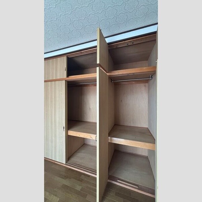 物件内観写真12　(収納)