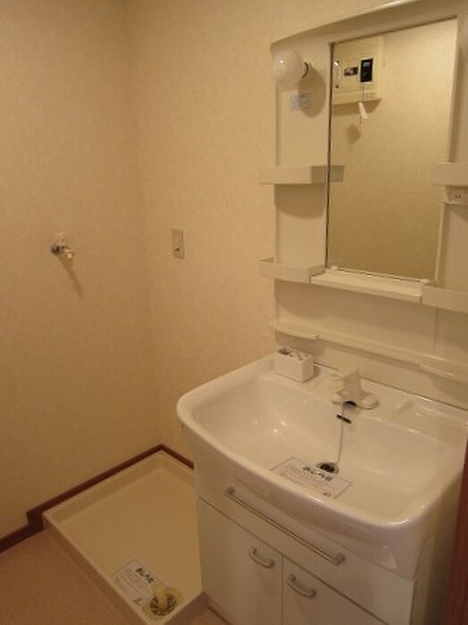 物件内観写真9　(洗面)