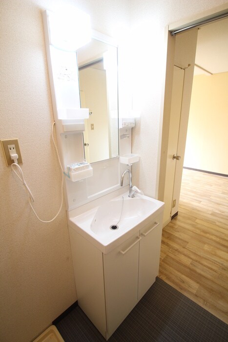 物件内観写真11　(洗面)