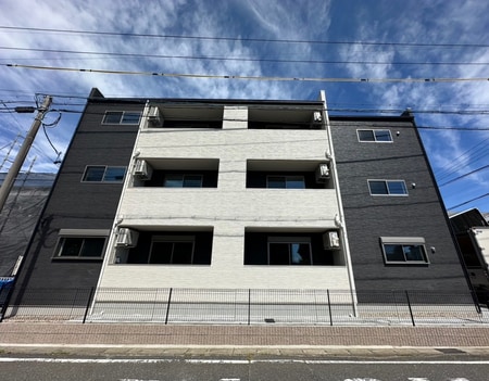 ニュー令和外観写真