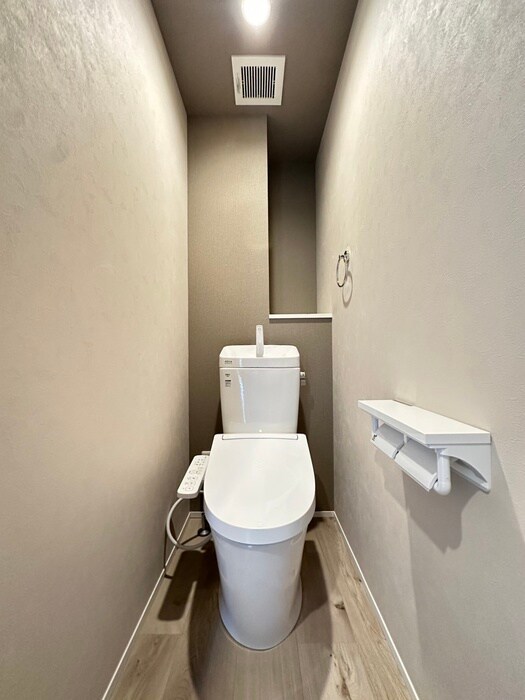 物件内観写真12　(トイレ)