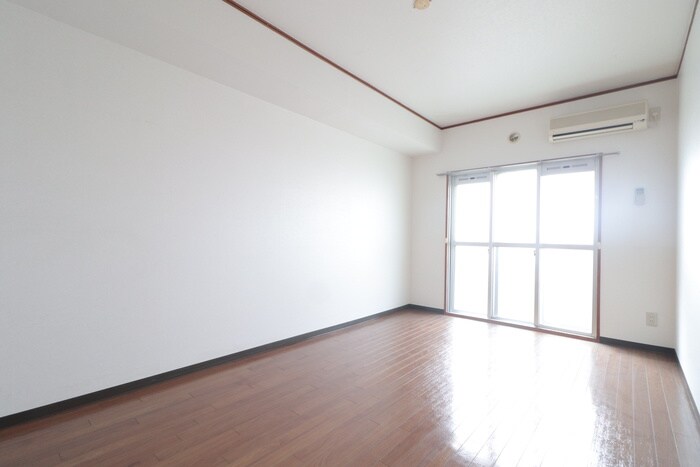 物件内観写真19　(居室)