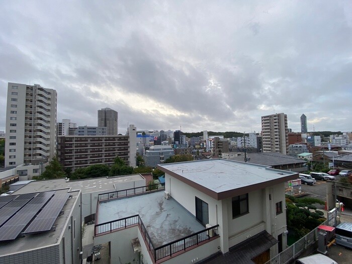 物件内観写真22　(室内からの展望)