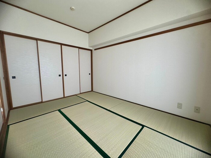 物件内観写真10　(居室)