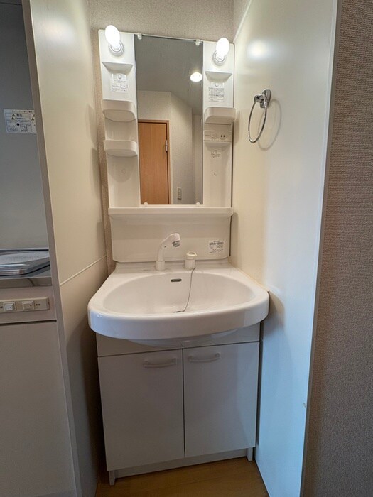 物件内観写真10　(洗面)