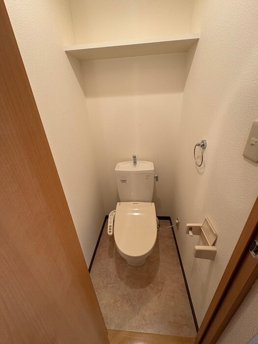 物件内観写真11　(トイレ)