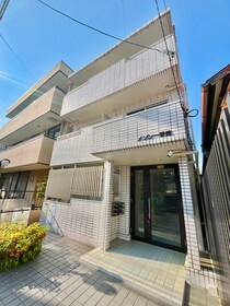 メゾン一番舘の外観写真