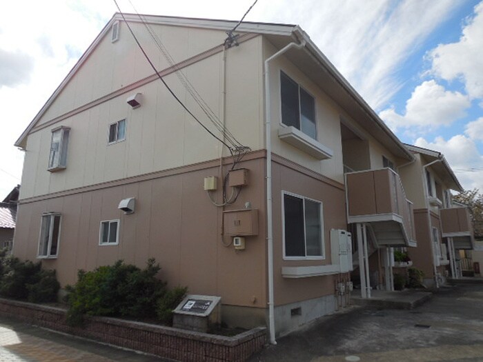 物件外観写真2　(外観写真)