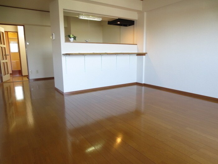 物件内観写真10　(内観写真)