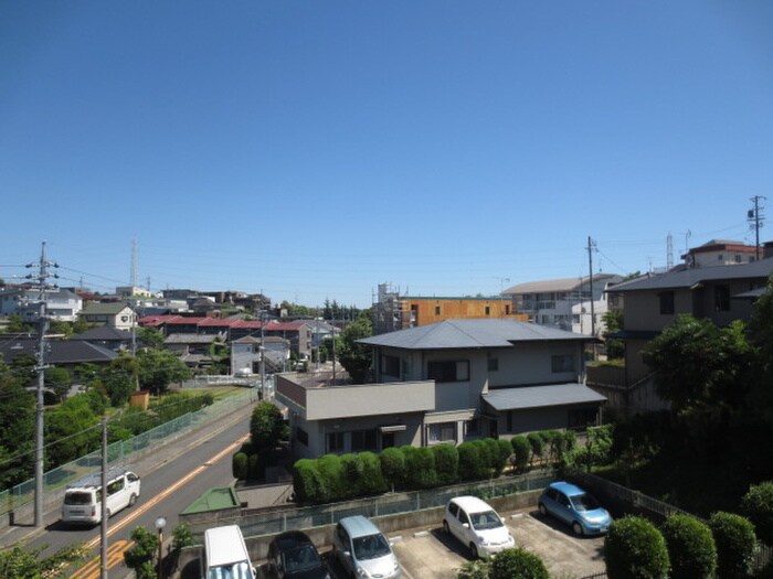 物件内観写真16　(室内からの展望)