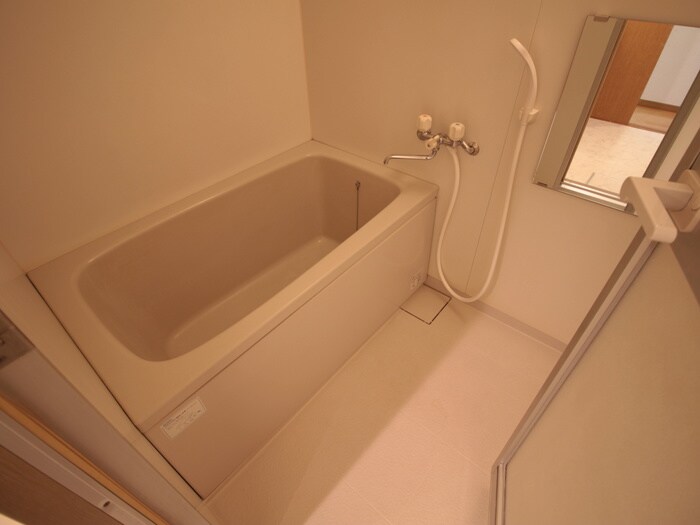 物件内観写真12　(バス／シャワールーム等)