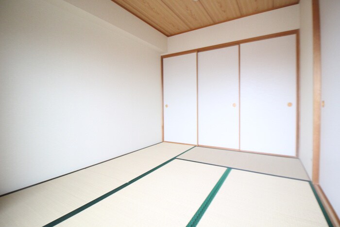 物件内観写真13　(居室)