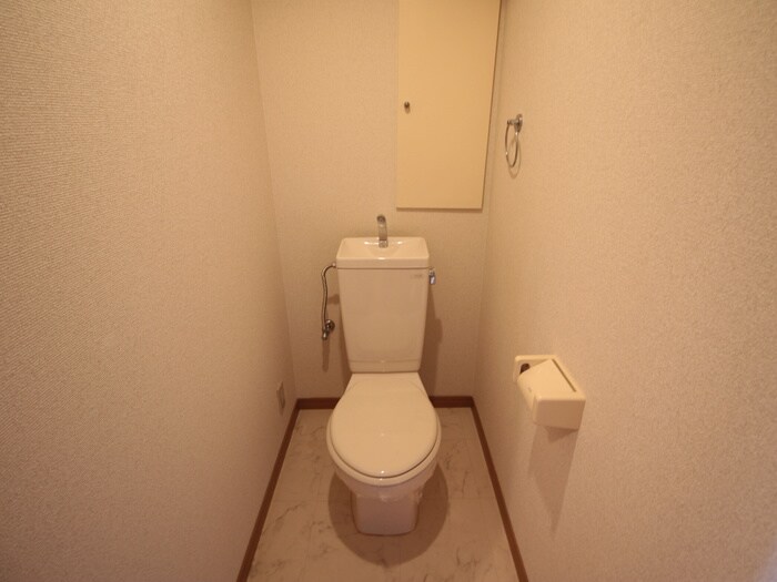 物件内観写真13　(トイレ)