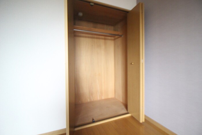 物件内観写真15　(収納)