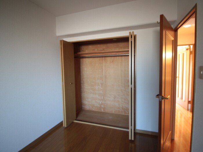 物件内観写真17　(収納)