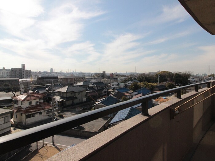 物件内観写真19　(室内からの展望)