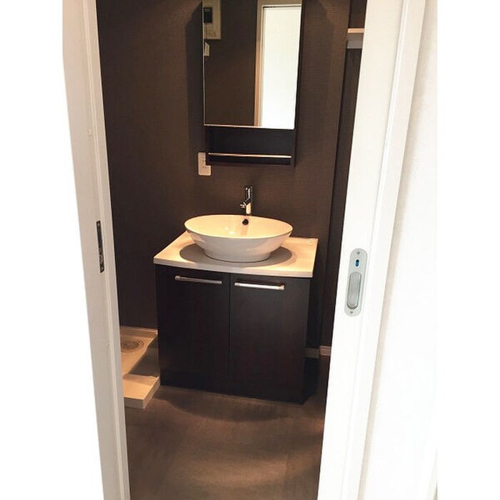 物件内観写真12　(洗面)