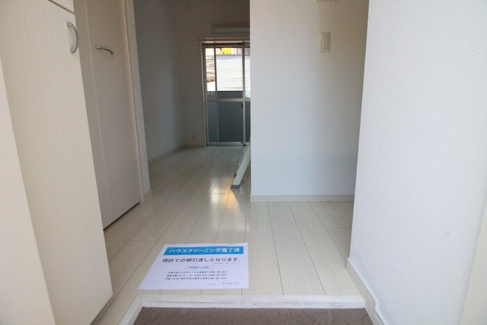 物件内観写真17　(廊下)