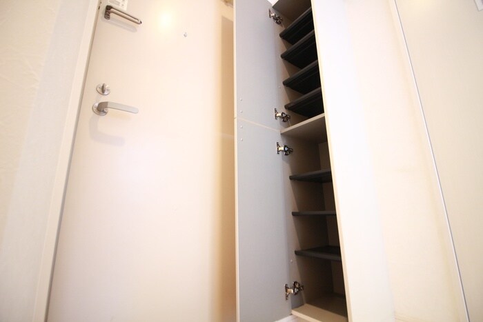 物件内観写真19　(靴箱)