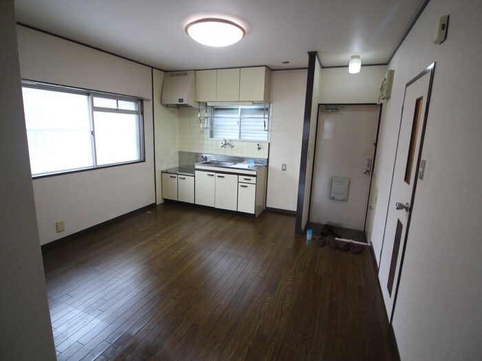 物件内観写真8　(居室)