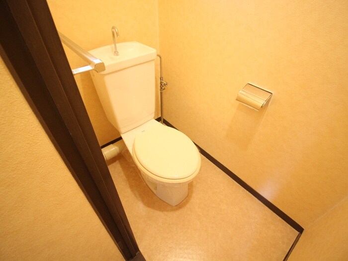 物件内観写真13　(トイレ)